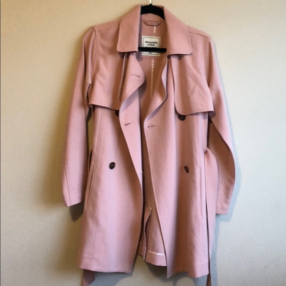 Abercrombie & Fitch Jackets & Blazers - Pink Abercrombie trench coat